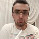 Кхасанов, 32 года