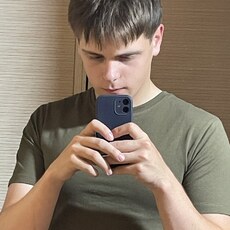 Фотография мужчины Илья, 18 лет из г. Невьянск