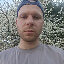 Максим, 24 года
