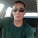H N, 42 года