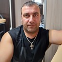 Одинсвободен, 45 лет
