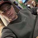 Денис, 32 года