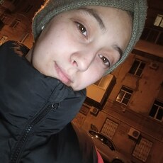 Фотография девушки Мадина, 18 лет из г. Магнитогорск