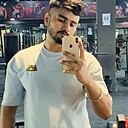 Gopi, 24 года
