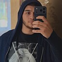 Амир, 21 год