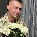 Виктор, 33 года