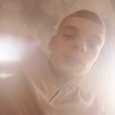 Фотография мужчины Алексей, 20 лет из г. Аткарск