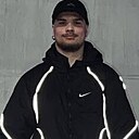 Максим, 18 лет