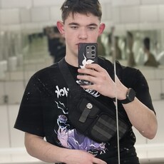 Фотография мужчины Кирилл, 18 лет из г. Санкт-Петербург