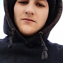Махмуд, 22 года