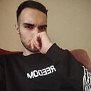 Артем, 23 года