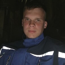 Фотография мужчины Максим, 21 год из г. Санкт-Петербург