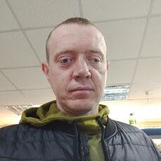 Фотография мужчины Ілля, 31 год из г. Золочев (Львовская Обл)