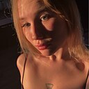 Полина, 23 года