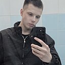 Максим, 22 года