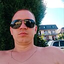 Юрий, 33 года