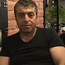 Irfan, 44 года