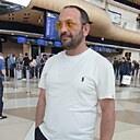 Tam Semimi, 41 год