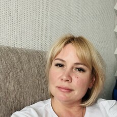 Фотография девушки Юля, 43 года из г. Тюмень