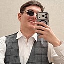 Идрис, 19 лет