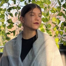 Фотография девушки Уля, 18 лет из г. Волжский