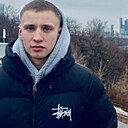 Денис, 24 года