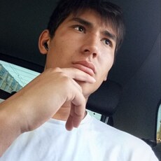 Фотография мужчины Сахобиддин, 20 лет из г. Ижевск