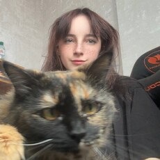 Фотография девушки 𝓘𝓻𝓲𝓷𝓪, 22 года из г. Рязань