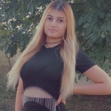 Фотография девушки Adela, 21 год из г. Oradia