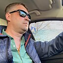 Max, 42 года