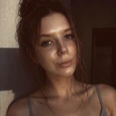 Фотография девушки Диана, 18 лет из г. Санкт-Петербург