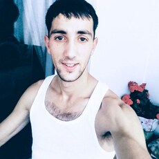 Фотография мужчины Амир, 28 лет из г. Иркутск