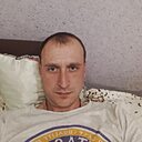 Макс, 33 года
