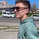 Анатолий, 21 год