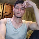 Sardor, 22 года