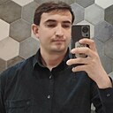 Макс, 24 года