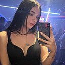 Яноцка, 27 лет