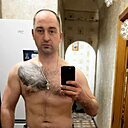 Max, 32 года