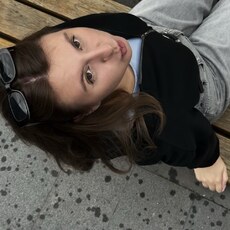 Анастасия, 21 из г. Екатеринбург.