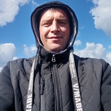 Фотография мужчины Валик, 32 года из г. Наровля