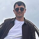 Толик, 23 года