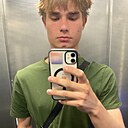 Илья, 19 лет