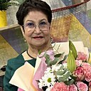 Флора, 66 лет