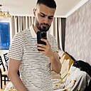Максим, 24 года