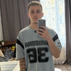 Фотография мужчины Дмитрий, 24 года из г. Новокуйбышевск