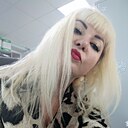 Ola La, 44 года