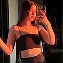 Карина, 22 года