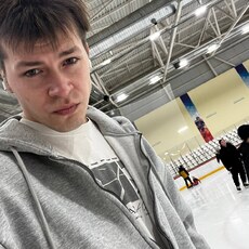 Фотография мужчины Кирилл, 19 лет из г. Омск