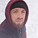 Əli, 32 года