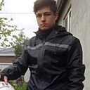 Макс, 24 года